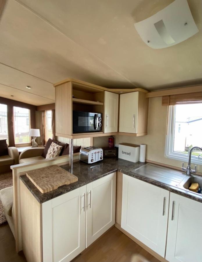 Cosy Caravan Kingston upon Hull Exterior photo